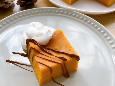 材料5つ!レンジで濃厚かぼちゃケーキ#バター不要